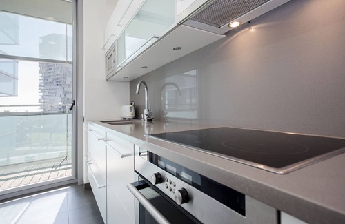 Diagonal Mar i el Front Maritim del Poblenou Apartment | Seafront luxe with terrace and pool I