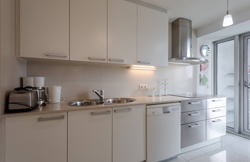 Diagonal Mar i el Front Maritim del Poblenou Apartment | Seafront luxe with terrace and pool II
