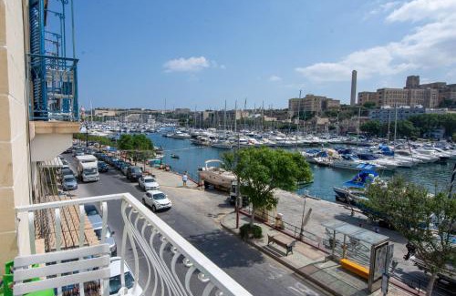 Msida House | Seafront Room