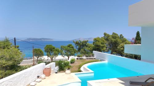 Agios Emilianos House | Seafront Villa Vagart by Goutos Properties