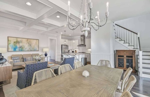 Santa Rosa Beach House | Seaglass Villa: Bikes, Golf Cart & Beach Access!