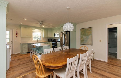 South Carolina Lowcountry House | SeaGrass-Large Pet-Friendly Home on Lagoon; Beach Views; Easy Beach Access