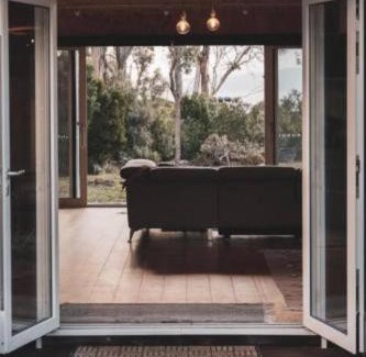 Alonnah House | Seagrass on Sunset Bay