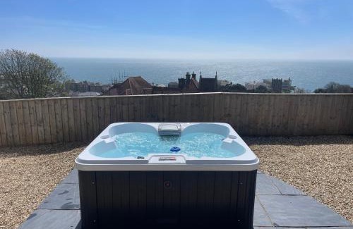 Ventnor House | Seagrass - Ventnor