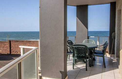 Margate Beach Apartment | Seagull 101