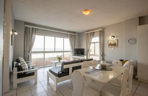 Margate Beach Apartment | Seagull 101
