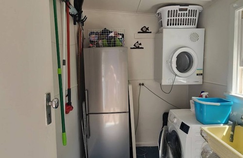 Mossy Point House | Seahaven at Mossy. Iconic beach house within a minute from the Mossy Cafe