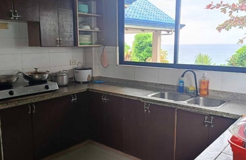 Dauis House | Seaheart Guesthouse Dauis