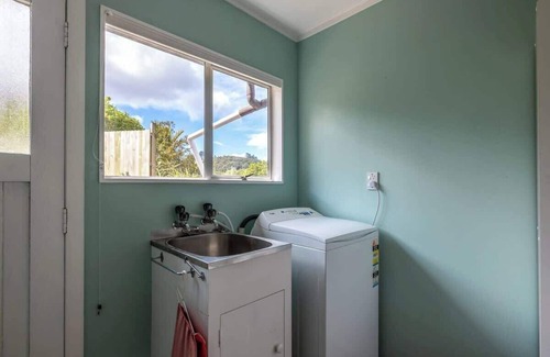 Waiheke Island House | Seahorse Cottage - Stay Waiheke