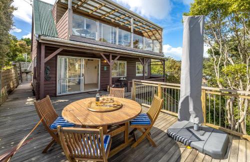 Onetangi House | Seahorse Cottage - Stay Waiheke