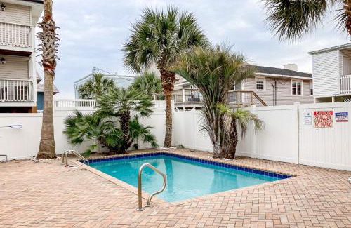 Cherry Grove Beach House | Seahorse Serenity