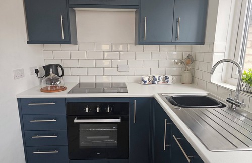 Kinmel Bay Cottage | SEAHORSES, pet friendly, country holiday cottage in Kinmel Bay