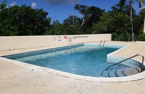 Savannah Condo | Seaing Spotts: Secluded Beachfront Suite Grand Cayman Caribbean Blue water!