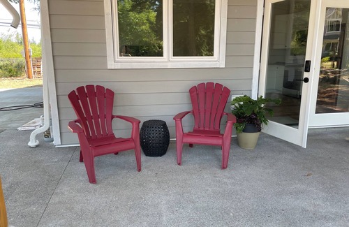 Courtenay Cottage | Seal Bay Guest Cottage