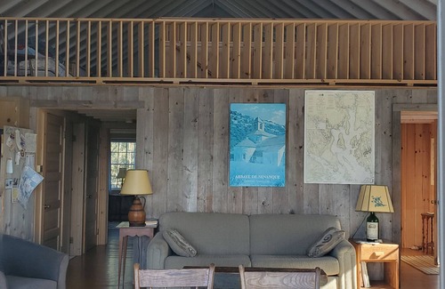 Seal Cove Cottage | Seal Cove Cottage by the Shore