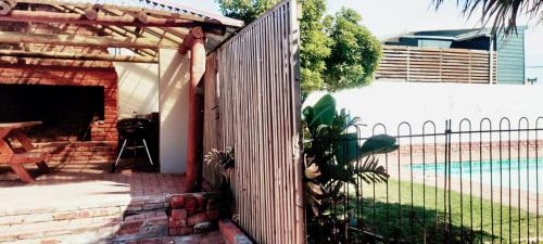 Cape Saint Francis Apartment | Seal Point apartment