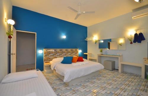 Ukulhas House | SeaLaVie Inn
