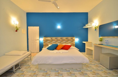 Ukulhas House | SeaLaVie Inn