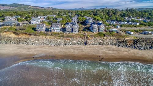 Lincoln Beach House | SeaLaVie
