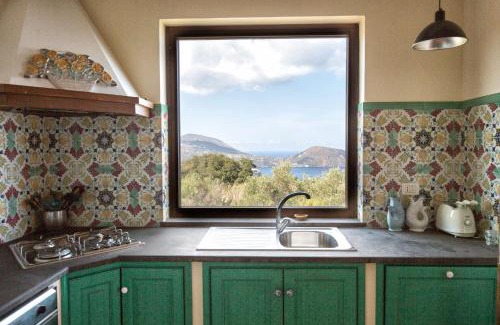 Lipari Villa | Sealight Villa Lipari - Vista e Piscina