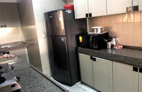 Dadar Apartment | Sealink view Apartment next to Hinduja Hospital