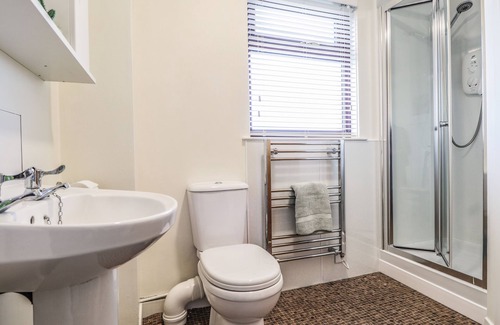 Suladale Cottage | SEALLADH AN LOCHA COTTAGE, family friendly, with a garden in Portree