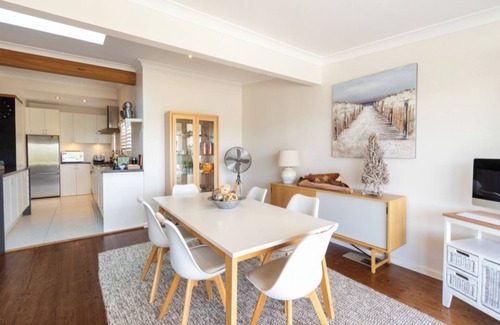 Freshwater House | Sealoc Luxury Beach House - between the Beaches