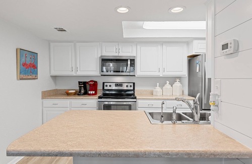 Crystal Beach Condo | Sealoft 104 - Private Beachfront - 2025 Newly Renovated