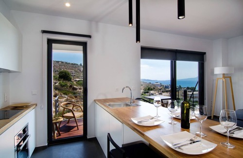 Souda House | Seametry Luxury Living Apartments