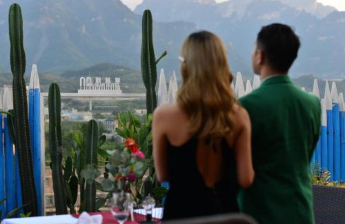 Yongding Hotel | Sean Castle Resort Inn -Zhangjiajie Tianmenshan Cableway Branch