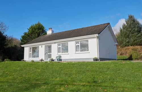 Templenoe Condo | Seanacnoc Cottage overlooking Kenmare Bay