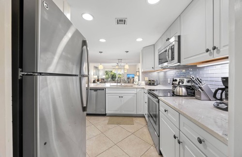 Sea Pines Condo | SeaPines, Lovely Updates, On site pool, Free Tennis and Fitness Center, Pets OK