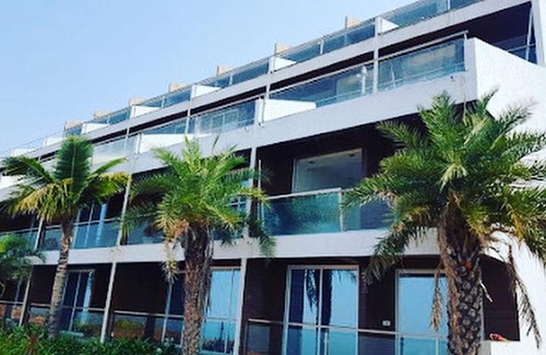 Harnai House | Seapoint(Seascape)