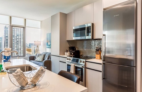Seaport District Apartment | Seaport Apt with City Views and Pool