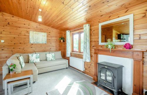 Martlesham Heath House | Search Light Meadow