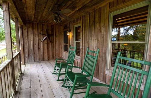 Searcy Cabin | Searcy Cabin on the Knoll