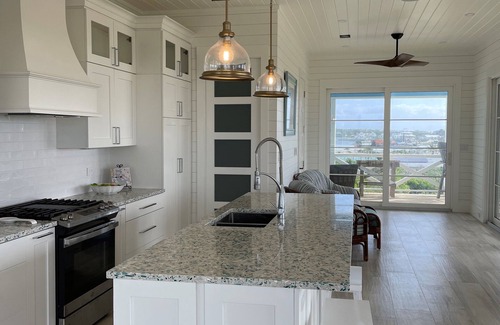 Hope Town House | SeaRenity Pool & Dock Slip W/Spectacular Views of the Atlantic & White Sound