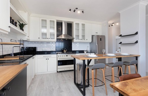 Strand Apartment | Searenity