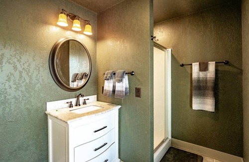 Thomas House | Sears Roebuck House - 248 Spruce Street, Thomas