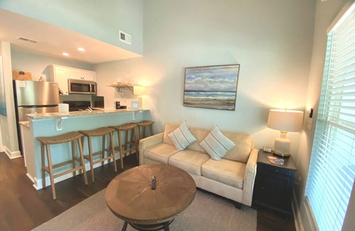 Leesville Apartment | Seas The Day on Lake Murray SC