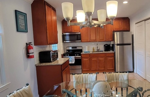 Point Pleasant House | Seas the Day