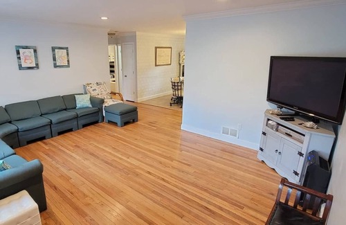 Point Pleasant House | Seas the Day