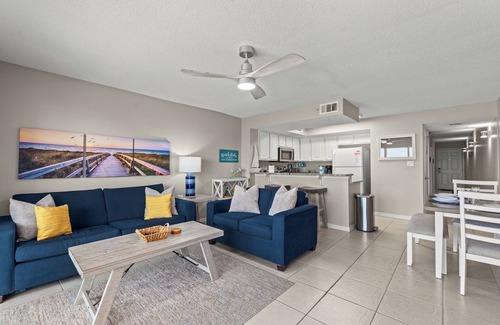 Fort Walton Beach Condo | Seas the View Island Luxury