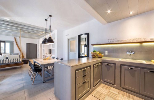 Santa Maria Villa | 𝐒𝐞𝐚𝐒𝐚𝐥𝐭 𝐃𝐫𝐞𝐚𝐦 𝐕𝐢𝐥𝐥𝐚, 𝐒𝐚𝐧𝐭𝐚 𝐌𝐚𝐫𝐢𝐚 𝟓 𝐦𝐢𝐧 𝐟𝐫𝐨𝐦 𝐍𝐚𝐨𝐮𝐬𝐚