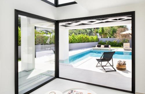 Pefkochori Villa | Seasalt Luxury Villas
