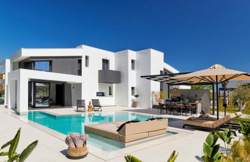 Pefkochori Villa | Seasalt Luxury Villas