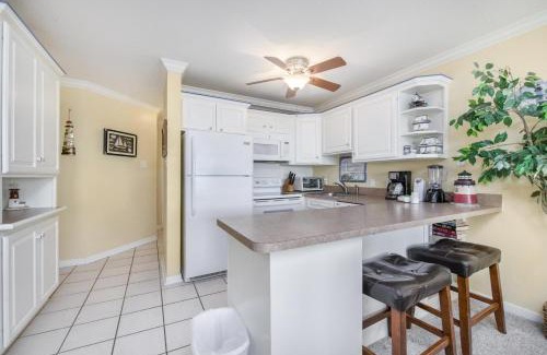 Galveston Apartment | Seascape 2212 Condo