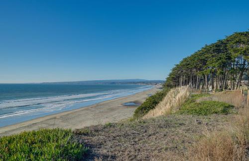 Rio del Mar House | Seascape Aptos Retreat with Bocce Ball Court!
