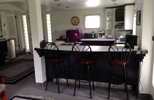 Chester Cottage | Seascape,Art Deco cottage