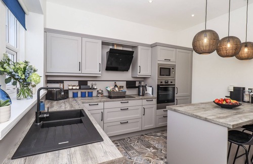Cummertrees Cottage | SEASCAPE, family friendly, character holiday cottage in Annan